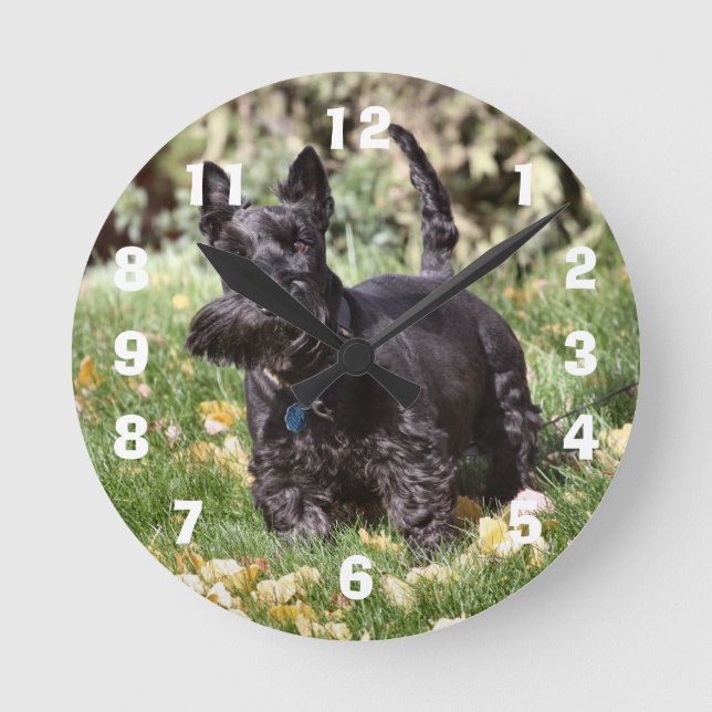 Ach Round Clock (Front)