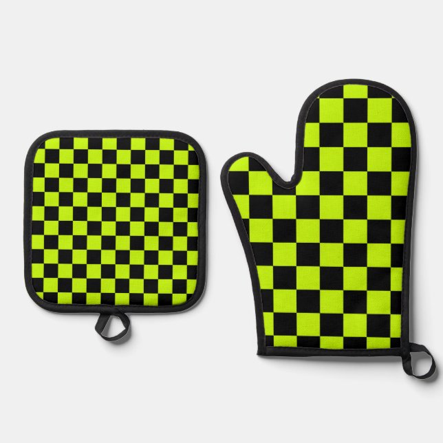 Acid green black chequerboard pattern oven mitt & pot holder set (Front)
