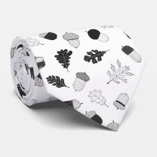 Acorns and leaves tie