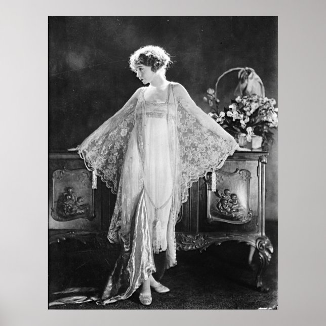 Actress Lillian Gish Poster (Front)