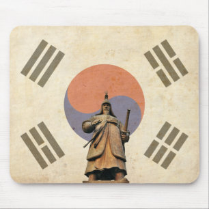Admiral Yi Soon shin Statue Mousepad