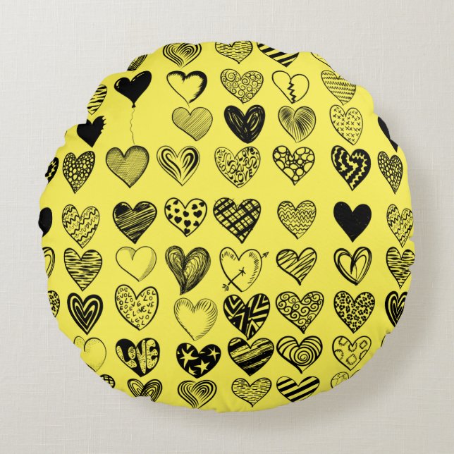 Adorable Black Heart Scribble Drawing Round Cushion (Front)