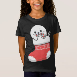 Adorable cute baby harp seal pup in Christmas stoc T-Shirt