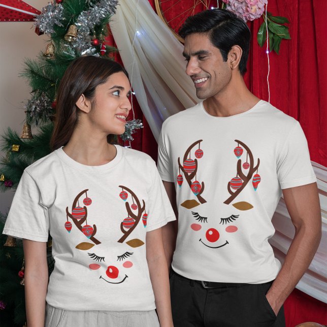 Adorable Deer Face & Ornaments on Antlers Unisex T-Shirt (Adorable Deer Face & Ornaments on Antlers Unisex T-Shirt)