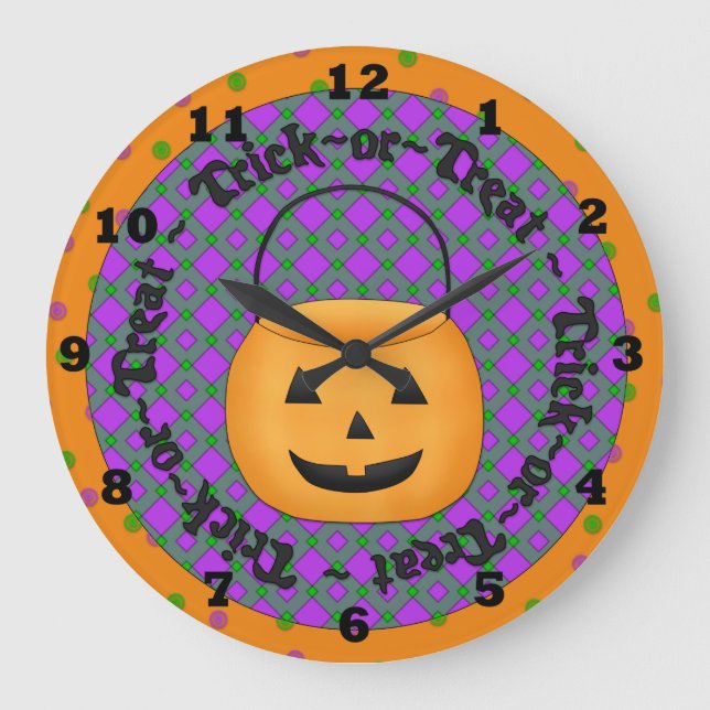 Adorable Halloween Wall Clock (Front)