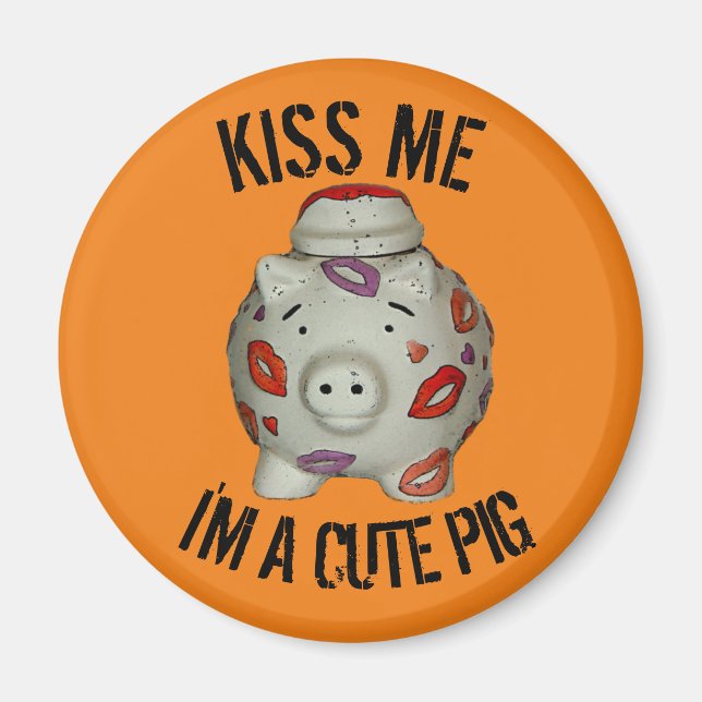 Adorable Lipstick Pig Magnet (Front)