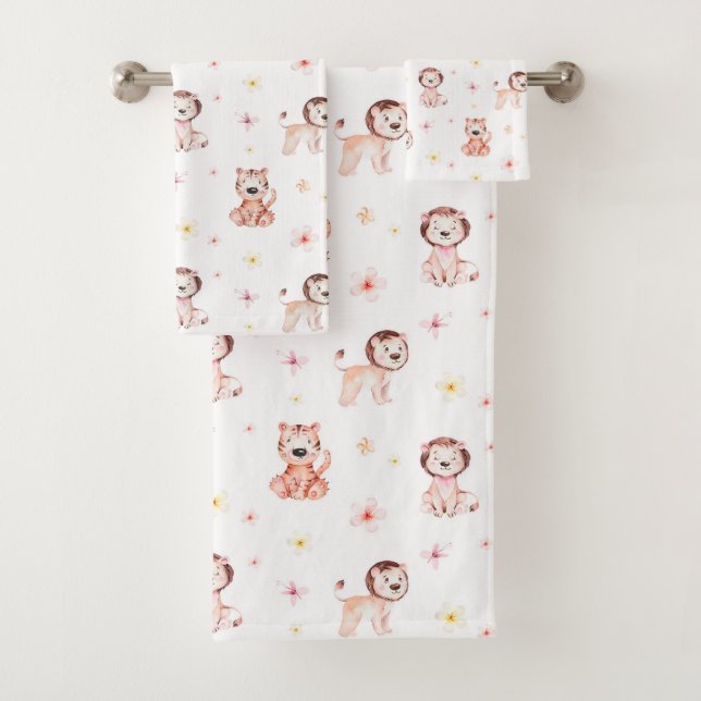Adorable Safari Lion & Tiger Pattern Bath Towel Set (Insitu)