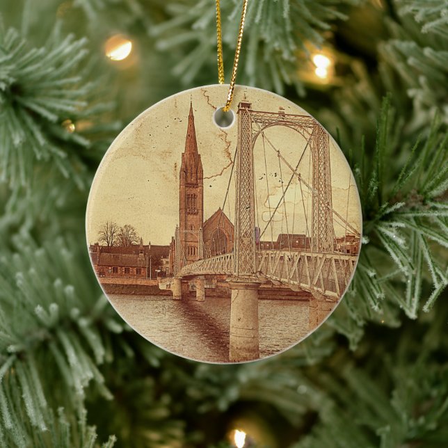 Adorno De Cerámica The Bouncy Bridge (Inverness -  Ceramic Tree Decoration (Tree)