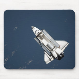 Aerial view of Space Shuttle Discovery 2 Mouse Mat