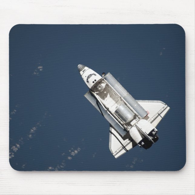 Aerial view of Space Shuttle Discovery 2 Mouse Mat (Front)