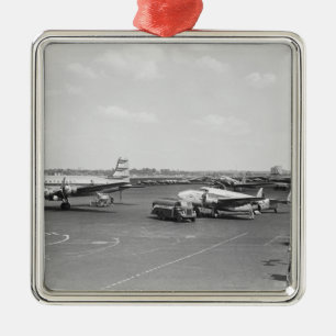 Aeroplanes Metal Tree Decoration