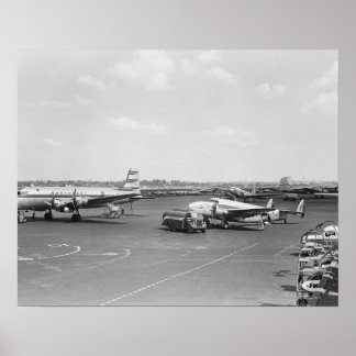 Aeroplanes Poster