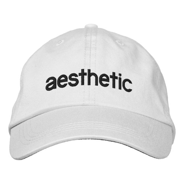 Aesthetic embroidered hat (Front)
