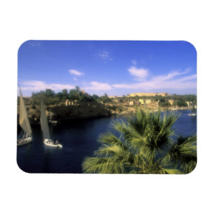 AF, Egypt, Upper Egypt, Aswan. River Nile, Magnet