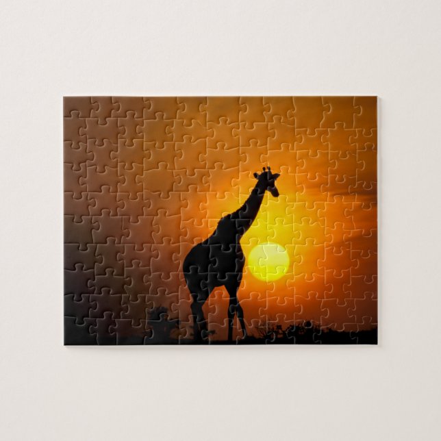 Africa, Kenya, Masai Mara. Giraffe (Giraffe Jigsaw Puzzle (Horizontal)