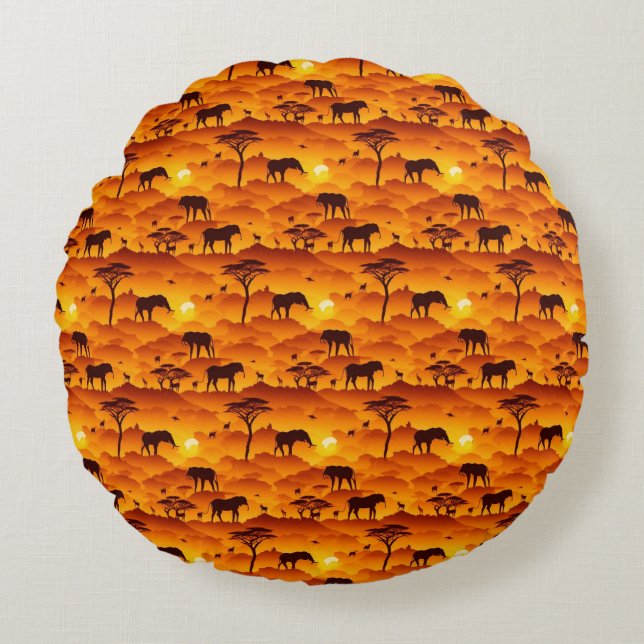 African Animal Silhouette Pattern Sunset Landscape Round Cushion (Front)