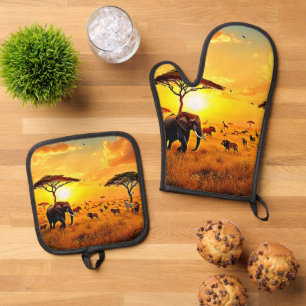 African Sunset Safari Majesty Design Oven Mitt & Pot Holder Set