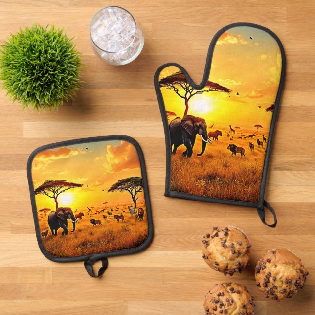 African Sunset Safari Majesty Design Oven Mitt & Pot Holder Set (Top Down)