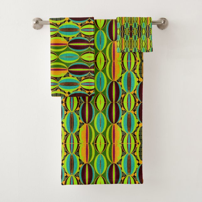 Afrocentric Geometric Cowrie Shells Bath Towel Set (Insitu)
