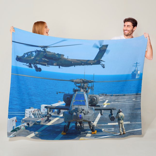 AH-64E APACHE GUARDIAN FLEECE BLANKET (In Situ)