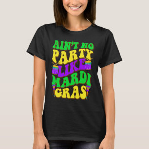 Ain't No Party Like Mardi Gras Party Jester Outfit T-Shirt