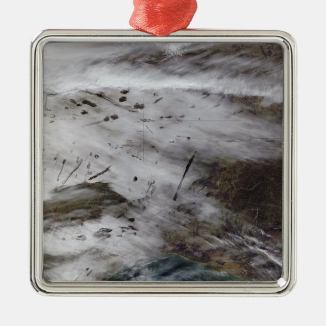 Aircraft dissipation trails metal tree decoration (Front)