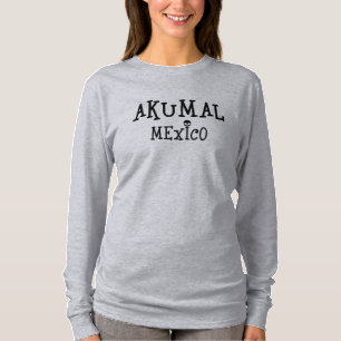 Akumal Mexico Design - Basic Long Sleeve T-Shirt