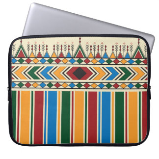 Al-Qatt Al-Asiri inspired geometric pattern. Laptop Sleeve
