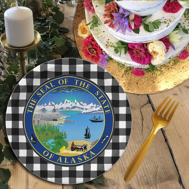 Alaska Plate, buffalo plaid USA & Alaska Flag Paper Plate (Creator Uploaded)