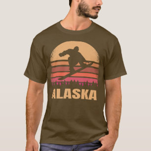 Alaska Snowboarding Vintage AK Snow Boarder Retro T-Shirt