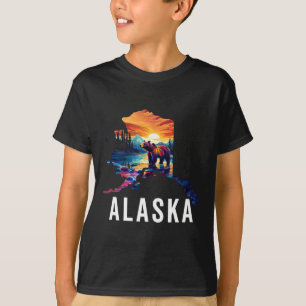 Alaskan Bear Animal Alaska Map Souvenirs Vacation T-Shirt