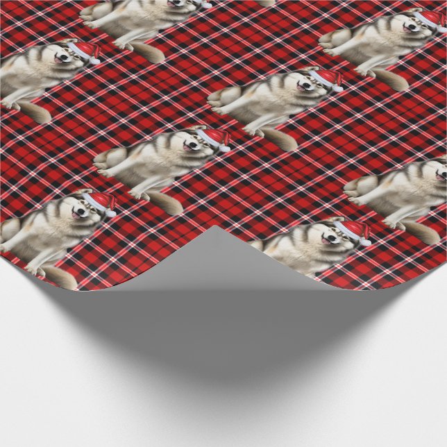 Alaskan Malamute Dog and Holiday Plaid Christmas Wrapping Paper (Corner)