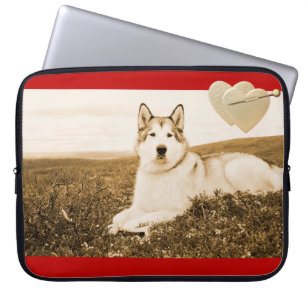 Alaskan Malamute dog hearts Laptop Sleeves