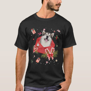Alaskan Malamute Dog In Christmas Card Ornament Pa T-Shirt