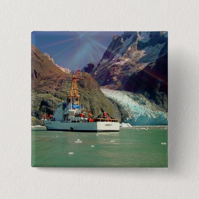 Alaskan Mountain View with Boat 15 Cm Square Badge (Front)