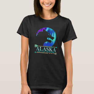 Alaskan Wolf With Northern Light Alaska Native Ame T-Shirt