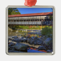 Albany covered bridge over Swift River, White