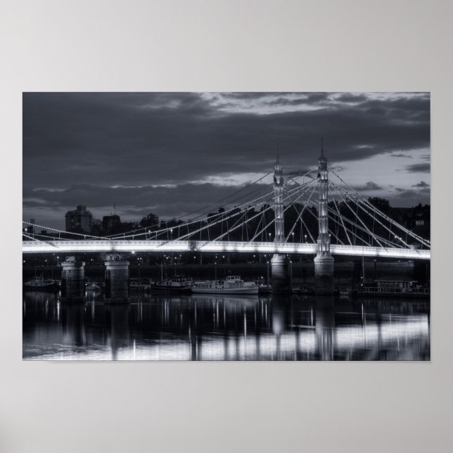Albert Bridge in Black and white Poster (Front)