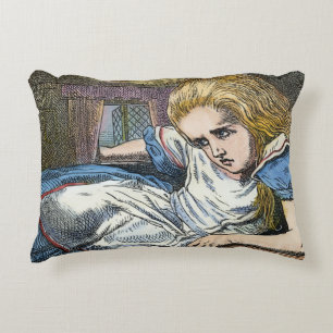 ALICE IN WONDERLAND DECORATIVE CUSHION
