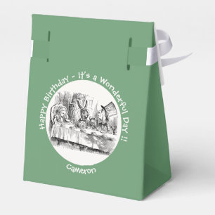 Alice in Wonderland Party - Alice and the Kitten Favour Box