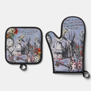 Alice nonsense curtain wonderland - Blue Oven Mitt & Pot Holder Set