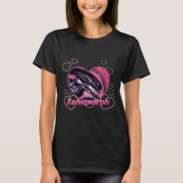 Alien 3 Valentine's Day Loving Xenomorph Heart Rtr T-Shirt (Front)