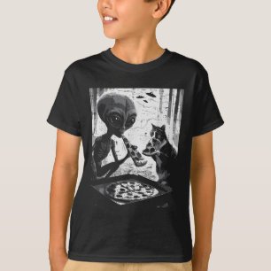 Alien And Cat Eating Pizza Funny Snack Food Men Wo T-Shirt