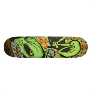 Alien and Flying Saucer UFO Skateboard