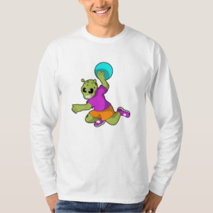 Alien at Handball player with Handball T-Shirt