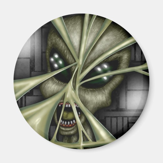 Alien Captive Magnet (Front)