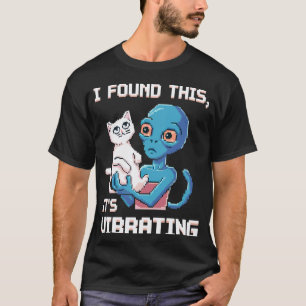 Alien Cat Pixel Retro SciFi Humour 2 T-Shirt