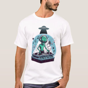 "Alien DJ Extraterrestrial Music Mixer" T-Shirt