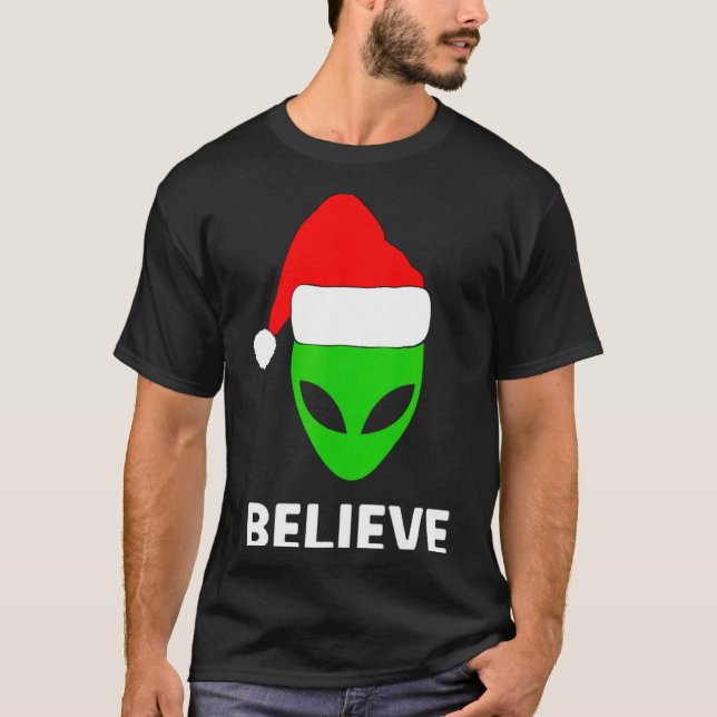 Alien Green Face Christmas Santa Hat Believe  T-Shirt (Front)