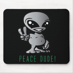 Alien-Peace Mouse Mat